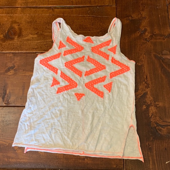 🍍 We the Free Embroidered Tribal Tank Top Small - Picture 1 of 5